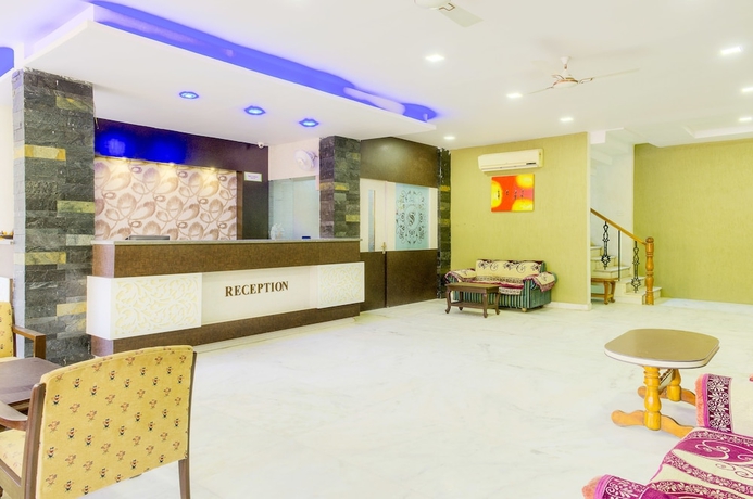 Imagen de los interiores del Hotel Treebo Trend Siddharth. Foto 17