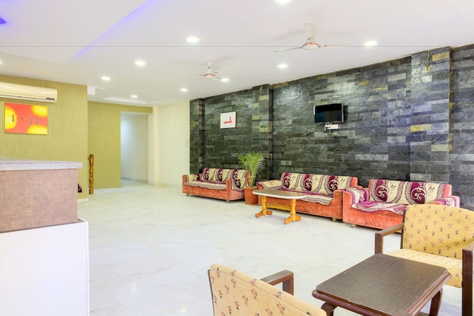 Imagen de los interiores del Hotel Treebo Trend Siddharth. Foto 19