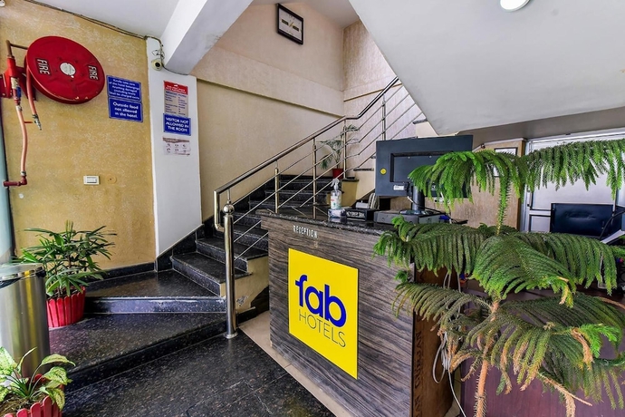 Imagen de los interiores del Hotel Treebo Trend Surya Residency. Foto 15