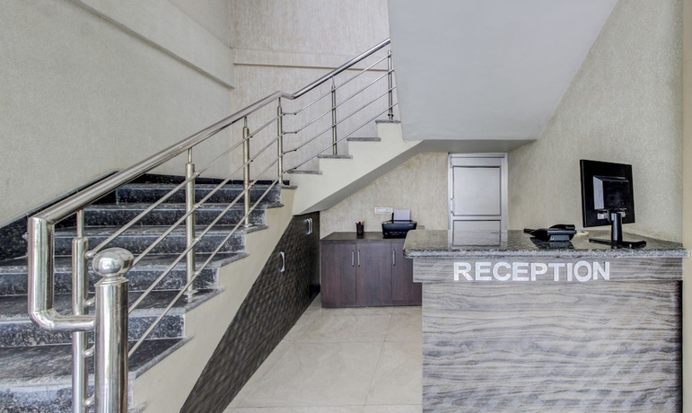 Imagen de los interiores del Hotel Treebo Trend Surya Residency. Foto 17
