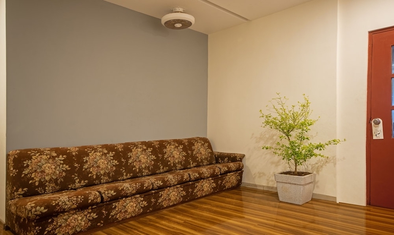 Imagen de los interiores del Hotel Treebo Trend The Square. Foto 19