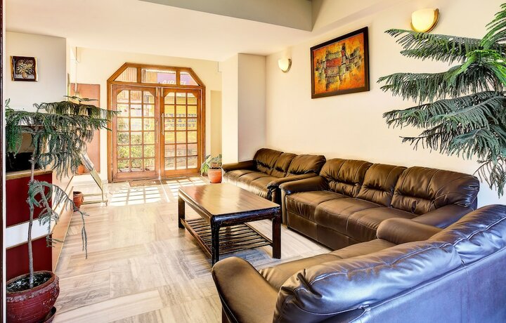 Imagen de los interiores del Hotel Treebo Trend Varuna With Mountain View. Foto 37