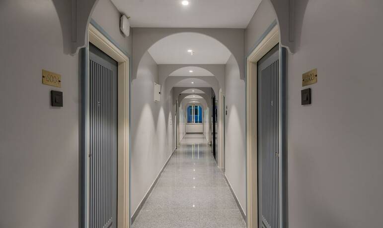 Imagen de los interiores del Hotel Treebo Tryst D Consulate. Foto 24