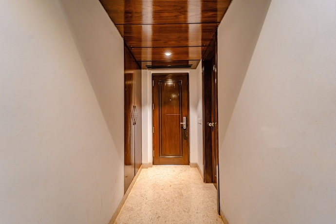 Imagen de los interiores del Hotel Treebo Tryst Rester Select Kings Court. Foto 10