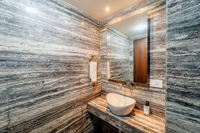 Imagen de los interiores del Hotel Treebo Tryst Rester Select Kings Court. Foto 18