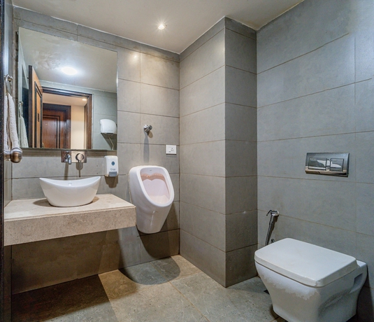 Imagen de los interiores del Hotel Treebo Tryst Rester Select Kings Court. Foto 19