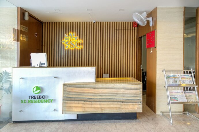 Imagen de los interiores del Hotel Treebo Tryst Sc Residency. Foto 20