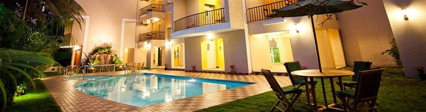 Imagen de la piscina del Hotel Treehouse Blue and Serviced Apartments. Foto 15