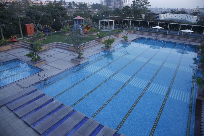 Imagen de la piscina del Hotel Treehouse Club And Spa. Foto 19