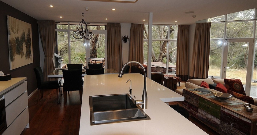 Imagen de la habitación del Hotel Treehouse. Foto 8