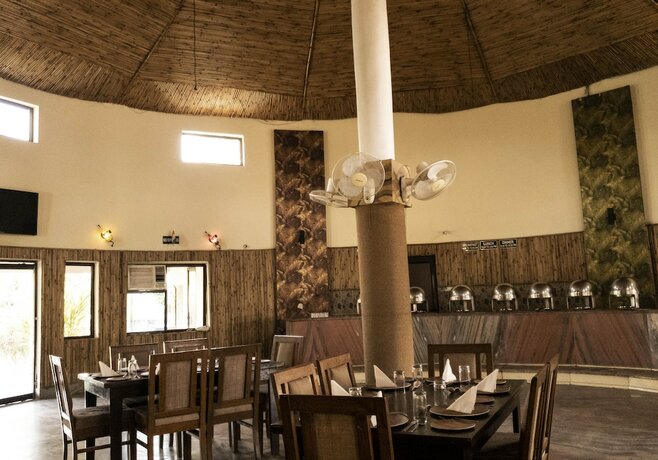 Imagen general del Hotel Treehouse M Grand Resort and Spa Corbett. Foto 2