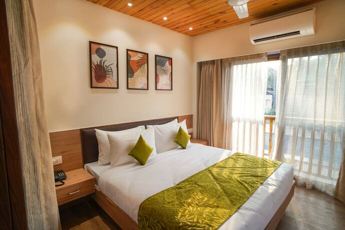 Imagen general del Hotel Treehouse MARS Beach Cottages. Foto 12