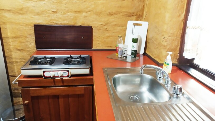 Imagen general del Hotel Treenbrook Cottages. Foto 13