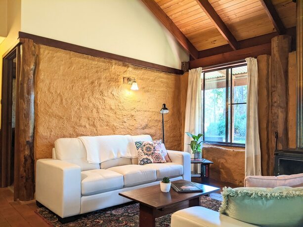 Imagen de la habitación del Hotel Treenbrook Cottages. Foto 17