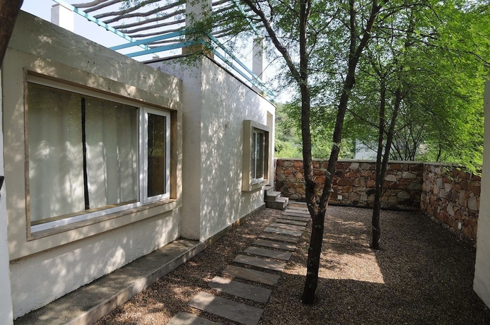 Imagen de la habitación del Hotel Trees and Tigers. Foto 8