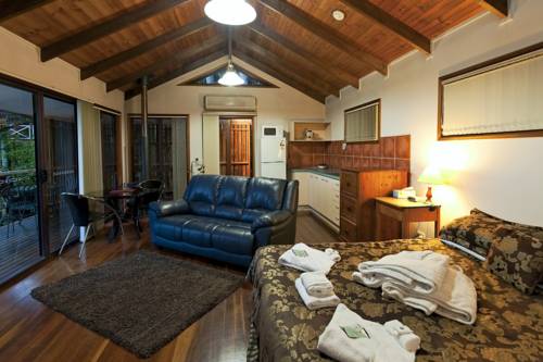 Imagen de la habitación del Hotel Treetops Accommodation Montville. Foto 6