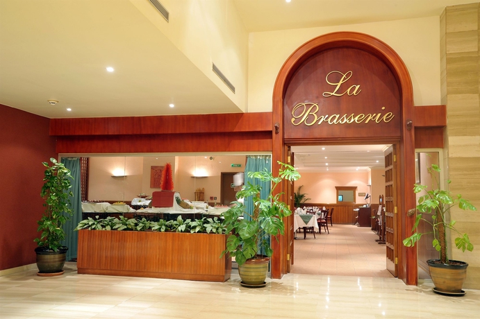 Imagen del bar/restaurante del Hotel Treffen House Next To Msheireb Metro Station and Souq Waqif. Foto 2