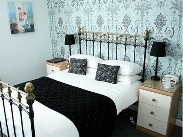 Imagen de la habitación del Hotel Trelawney. Foto 5