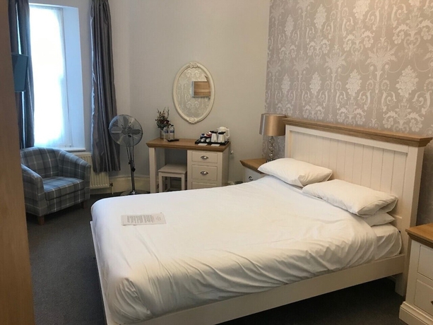 Imagen de la habitación del Hotel Trelawney. Foto 10