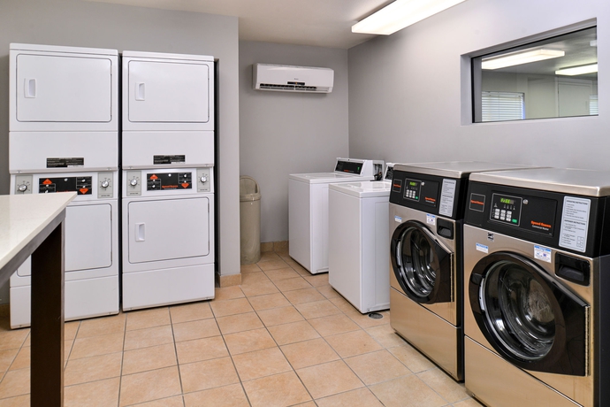 Imagen de los interiores del Hotel Trellis North Dallas. Foto 12