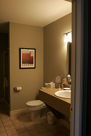 Imagen de la habitación del Hotel Tremont Inn on Main. Foto 13