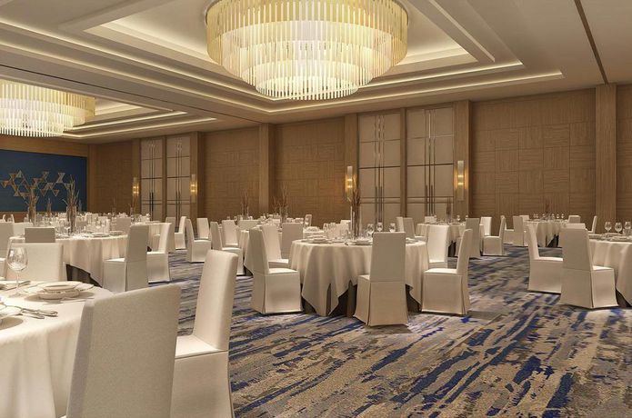 Imagen del bar/restaurante del Hotel Trendy Lara. Foto 3