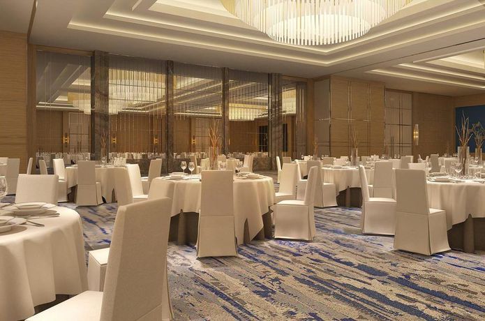 Imagen del bar/restaurante del Hotel Trendy Lara. Foto 5