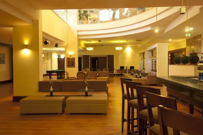 Imagen del bar/restaurante del Hotel Trendy Side Beach - All Inclusive - Adults Only. Foto 2