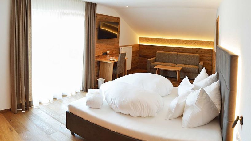Imagen de la habitación del Hotel Trenker. Foto 2