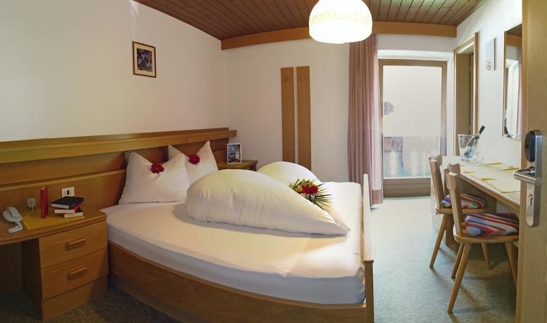 Imagen de la habitación del Hotel Trenker. Foto 5