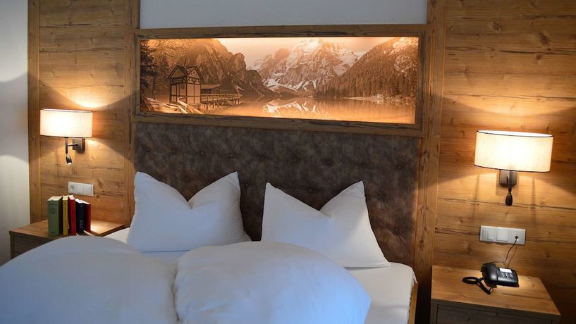Imagen de la habitación del Hotel Trenker. Foto 6