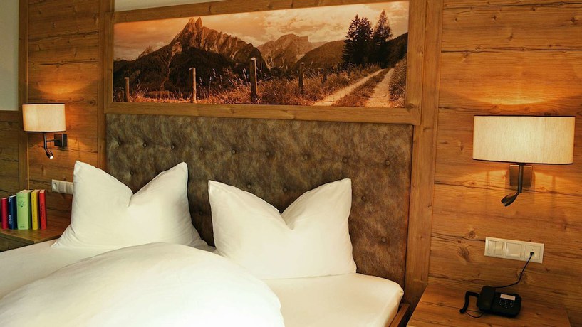 Imagen de la habitación del Hotel Trenker. Foto 8