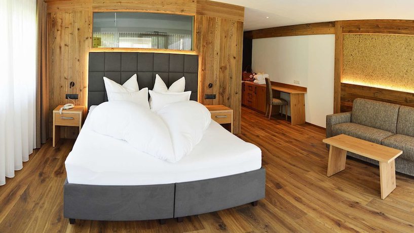 Imagen de la habitación del Hotel Trenker. Foto 9