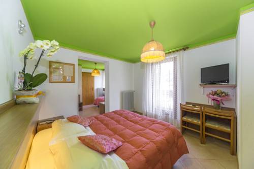 Imagen de la habitación del Hotel Trentino. Foto 3