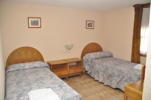 Imagen de la habitación del Hotel Tres Arcos. Foto 8