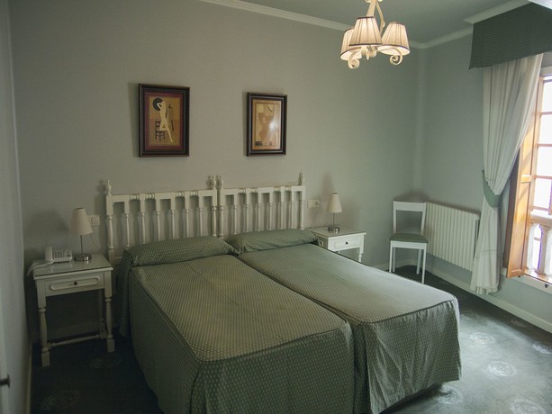 Imagen de la habitación del Hotel Tres Carabelas, Baiona. Foto 3