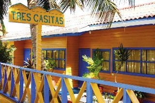 Imagen de la piscina del Hotel Tres Casitas Welcome. Foto 5