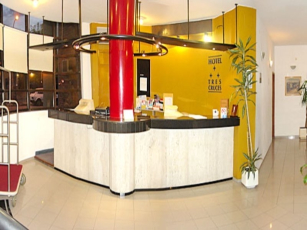 Imagen general del Hotel Tres Cruces. Foto 4