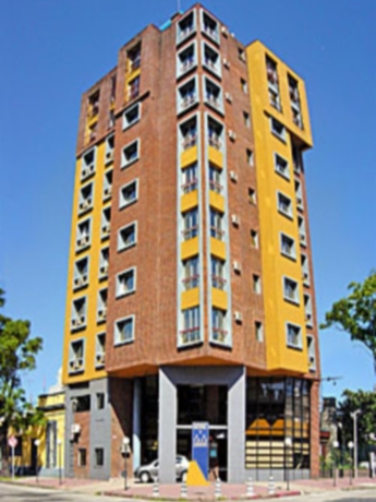 Imagen general del Hotel Tres Cruces. Foto 5