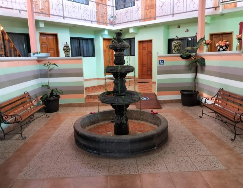 Imagen general del Hotel Tres Flores. Foto 2