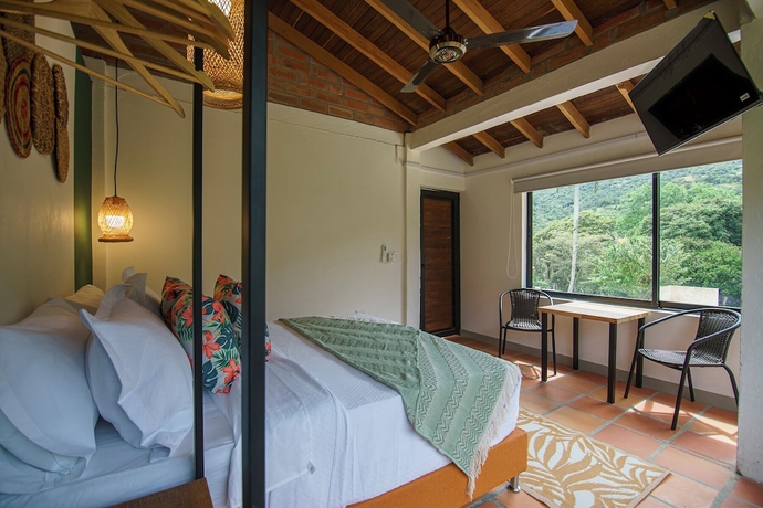 Imagen de la habitación del Hotel Tres Lagos Finca. Foto 8