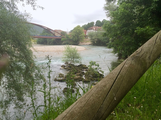 Imagen de los exteriores del Hotel Tres Palacios. Foto 8