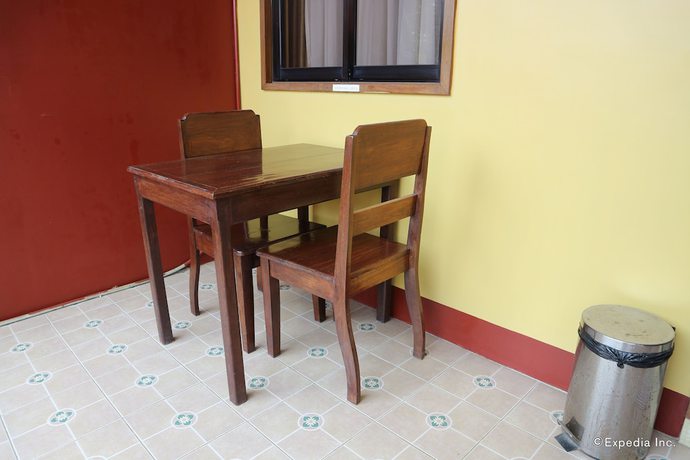 Imagen de la habitación del Hotel Tres Pension House. Foto 2