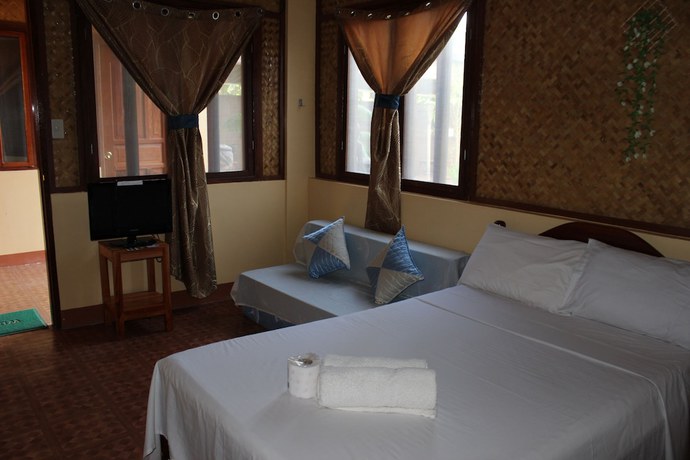 Imagen de la habitación del Hotel Tres Pension House. Foto 3