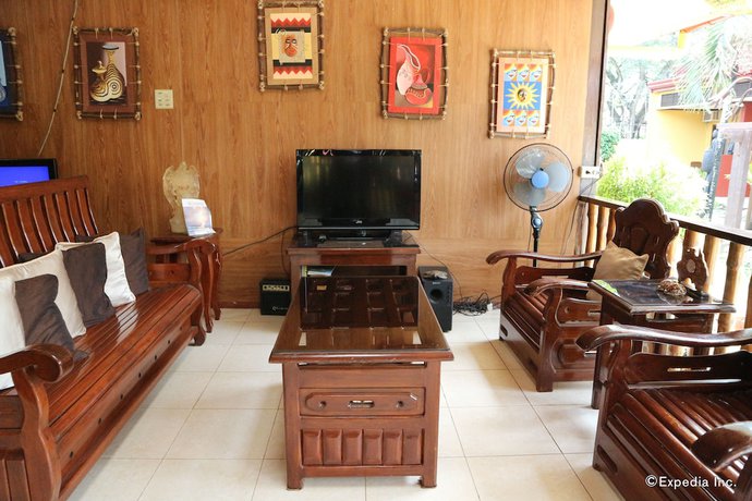 Imagen de los interiores del Hotel Tres Pension House. Foto 20