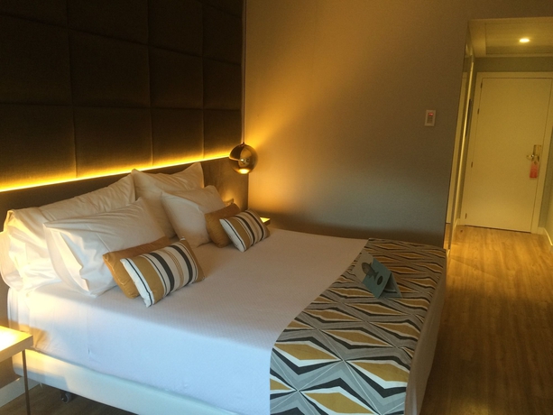 Imagen de la habitación del Hotel Tres Reyes Pamplona. Foto 11