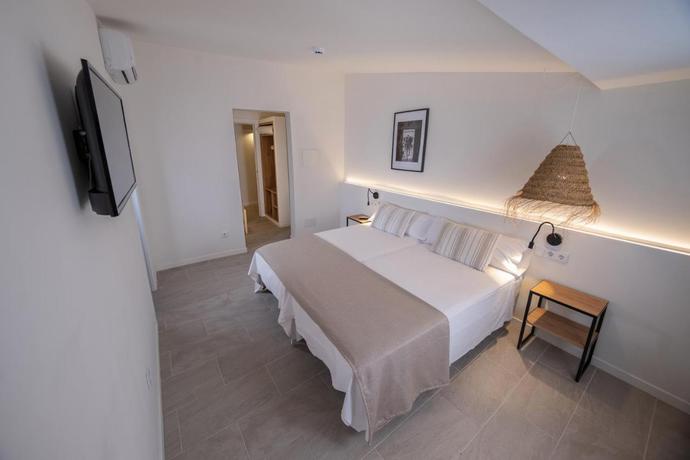 Imagen de la habitación del Hotel Tres Tocs. Foto 4