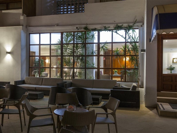 Imagen general del Hotel Tres Torres, Santa Eulalia des Riu. Foto 4
