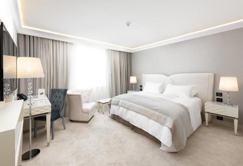 Imagen de la habitación del Hotel Tresor Le Palais. Foto 7