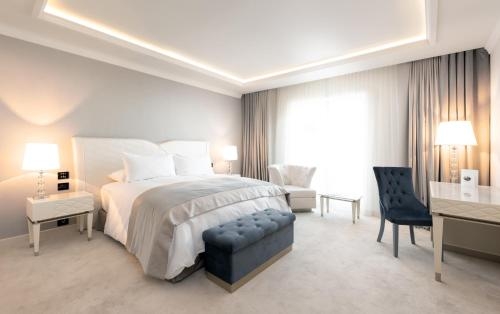 Imagen de la habitación del Hotel Tresor Le Palais. Foto 9